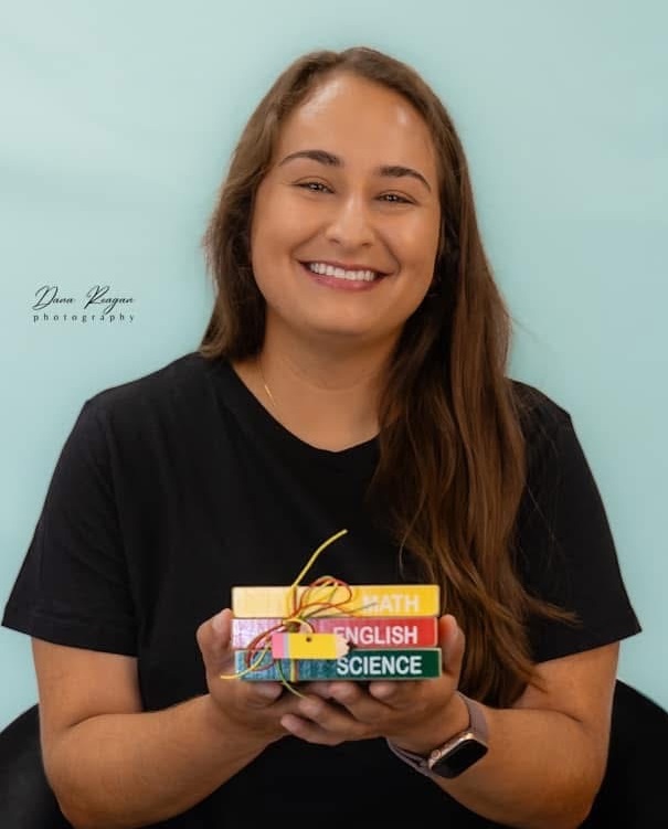 Ms. Alexis Vazquez